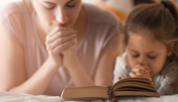 انتصاره انتصارك