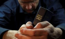 How-to-Pray-GettyImages-523426120-57aceea55f9b58b5c21c66bb-5c48eb9cc9e77c000124e286