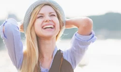people-who-are-really-happy-in-life-1152x605