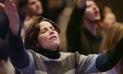 اكد عظمنته فى العبادة